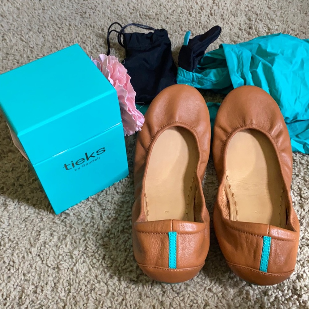Tieks Brown Leather Flats with Teal Accents